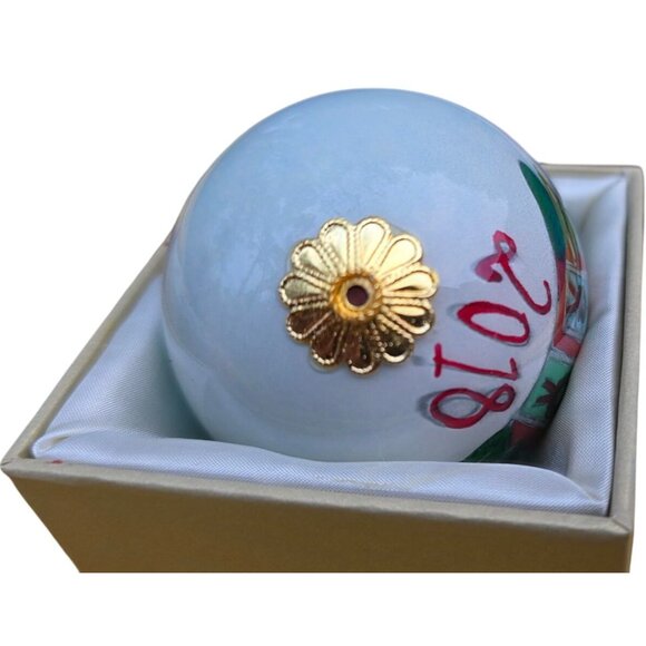 2 Vintage Pier 1 Imports Ornaments Li Bien New Home 2018 Hand-Painted Glass - Picture 8 of 9